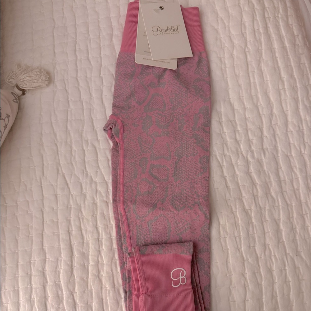 Bombshell leggings